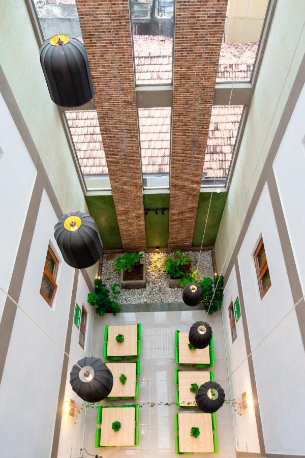 J Leaf Hotel By Blue Bird Negombo Luaran gambar