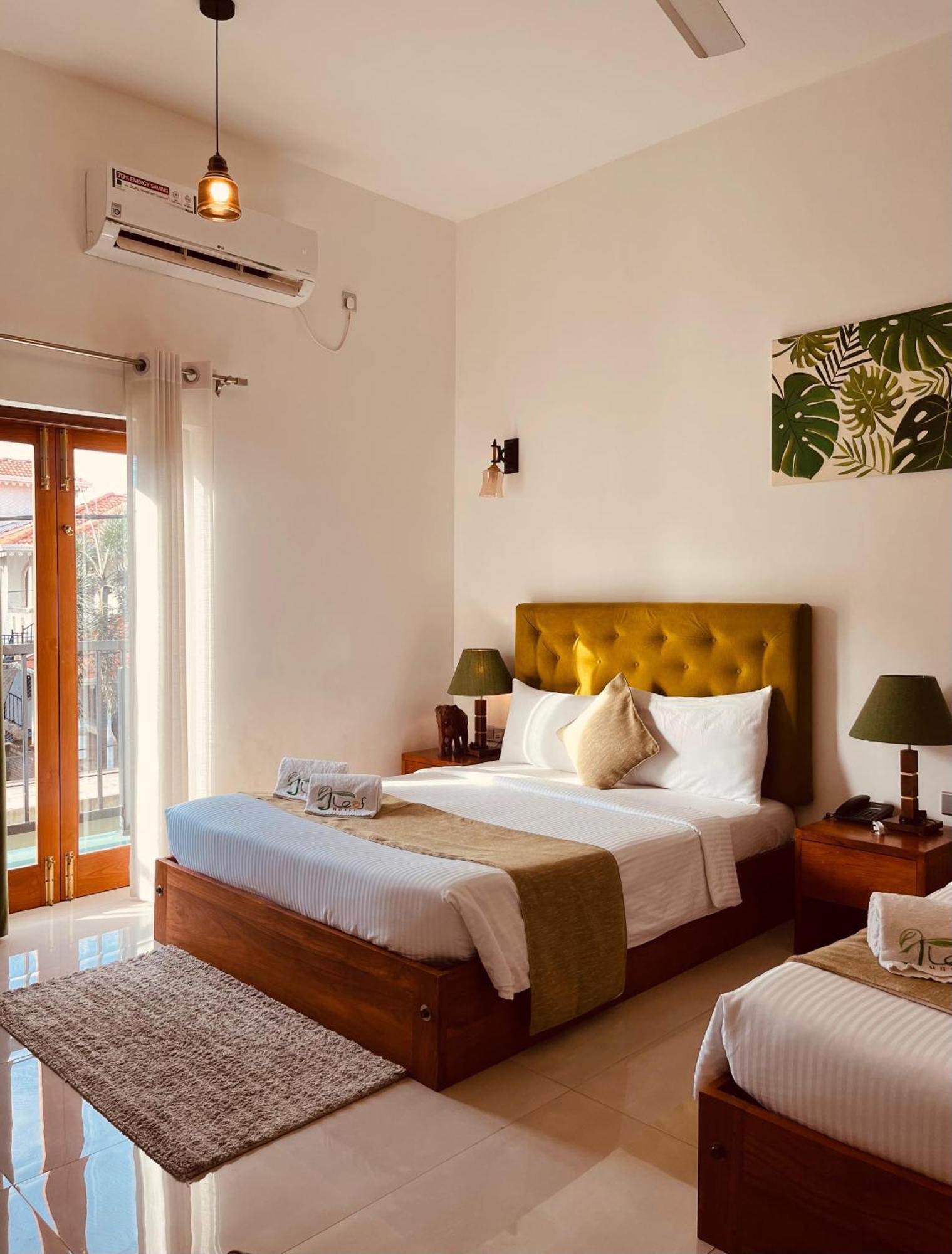 J Leaf Hotel By Blue Bird Negombo Luaran gambar